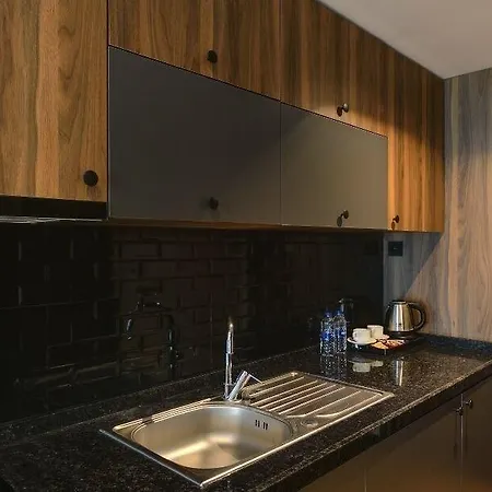 Hotel Goeruekle Alpas Yasam