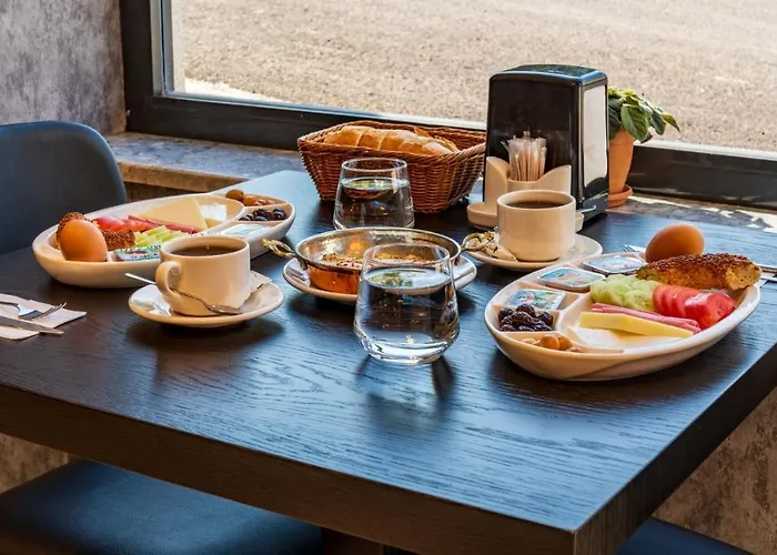 Hotel Goeruekle Alpas Yasam 3*