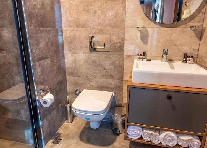 Goeruekle Alpas Yasam Hotel 3*